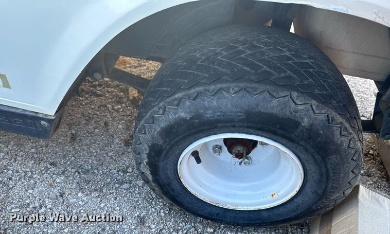 image for item DO0581 (2) E-Z-GO golf carts