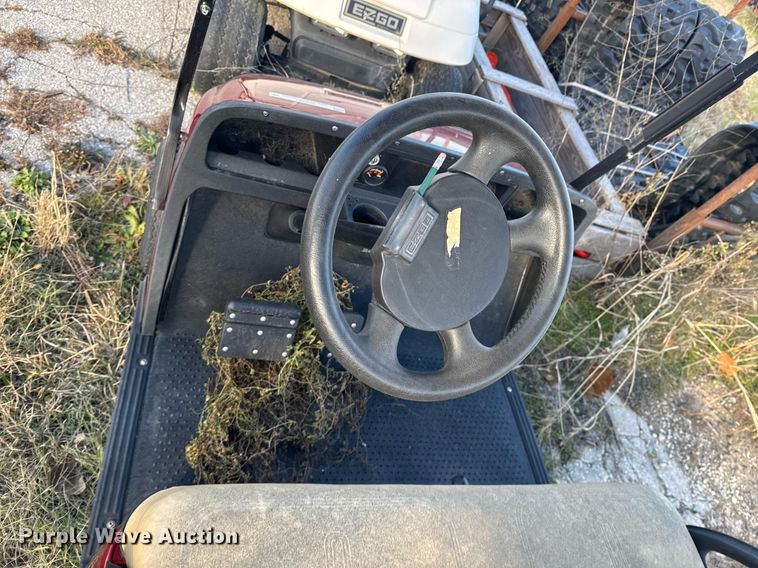 image for item DO0581 (2) E-Z-GO golf carts