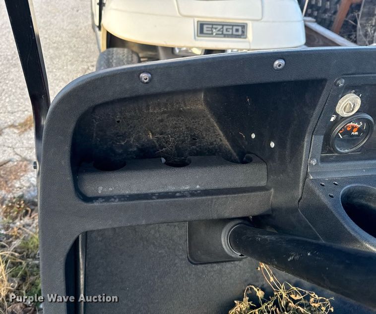 image for item DO0581 (2) E-Z-GO golf carts