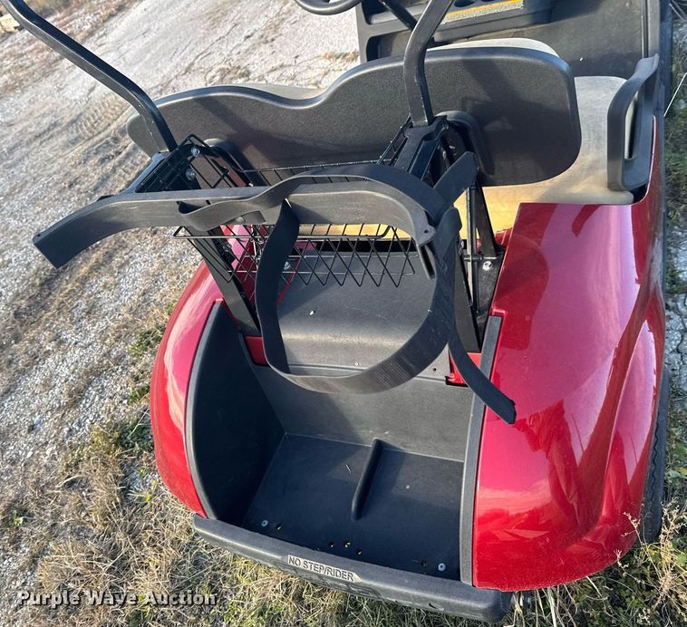 image for item DO0581 (2) E-Z-GO golf carts