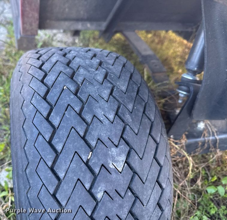 image for item DO0581 (2) E-Z-GO golf carts