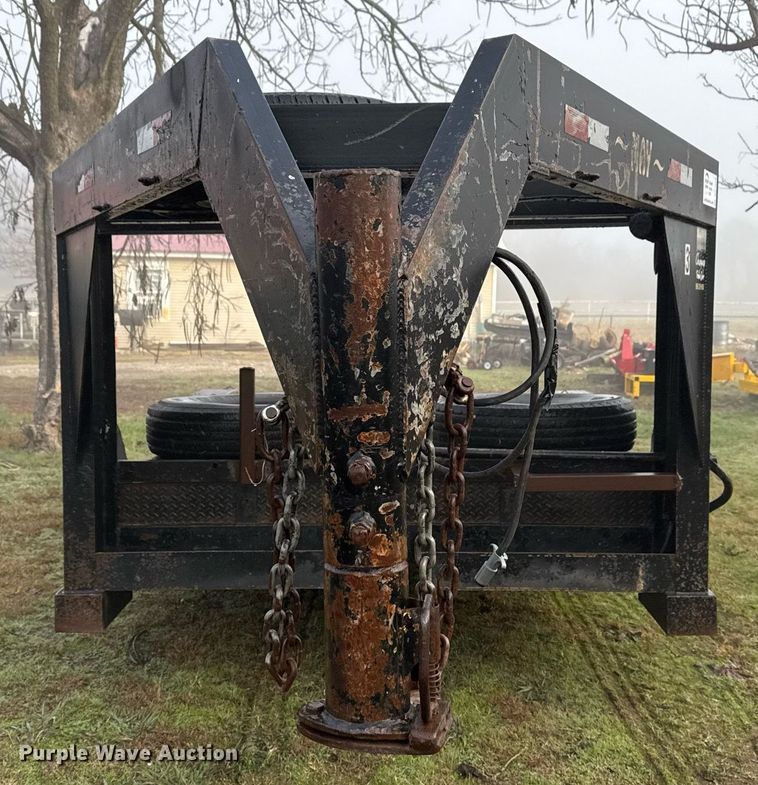 image for item DO7669 2005 May equipment trailer