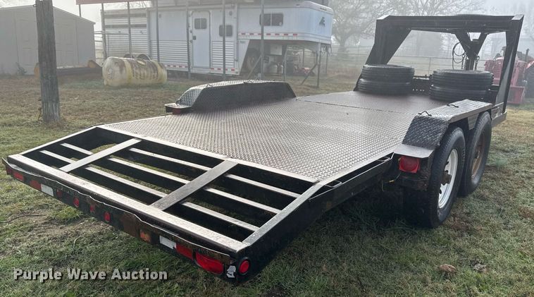 image for item DO7669 2005 May equipment trailer