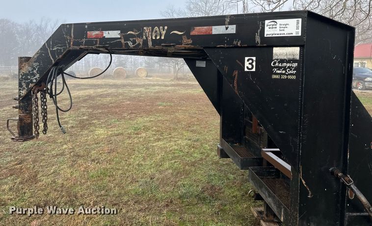image for item DO7669 2005 May equipment trailer