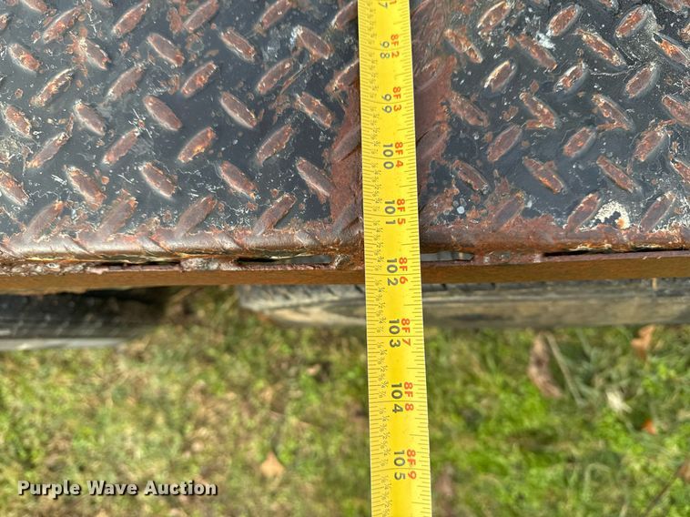 image for item DO7669 2005 May equipment trailer