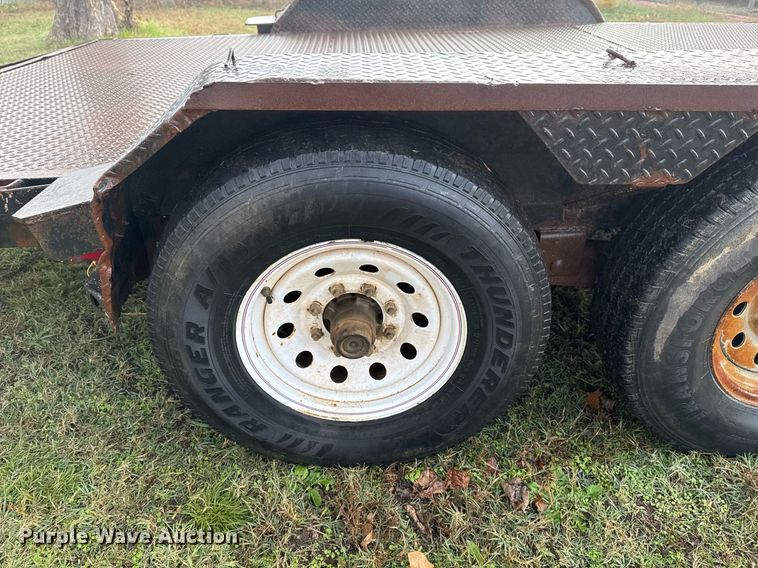 image for item DO7669 2005 May equipment trailer