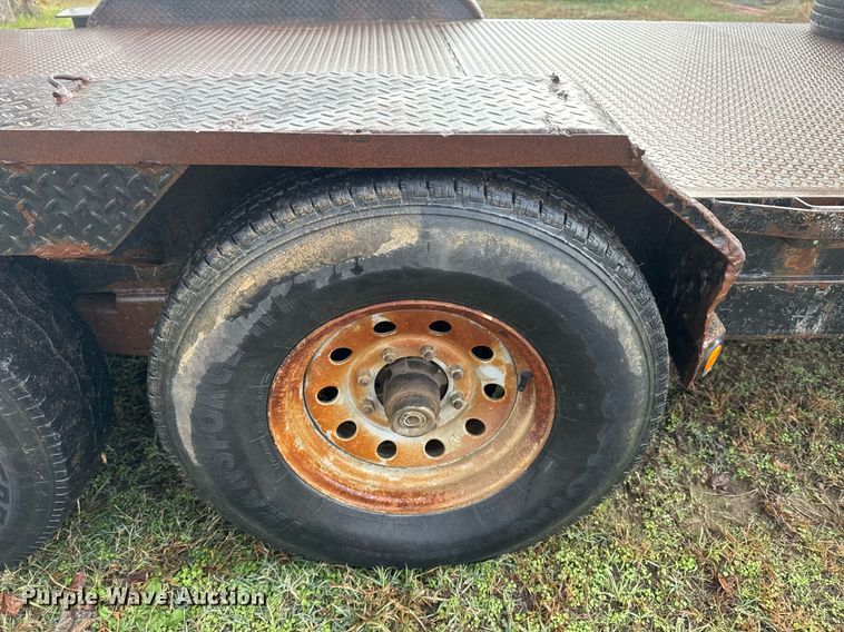 image for item DO7669 2005 May equipment trailer