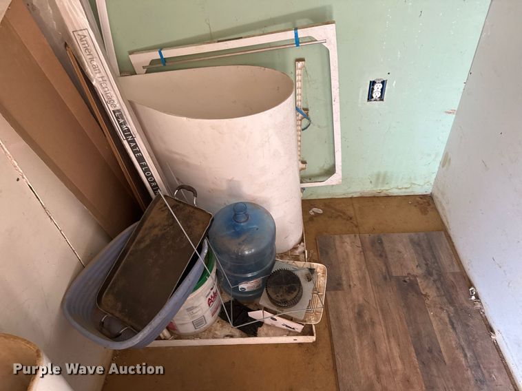 image for item DO7671 Storage shed