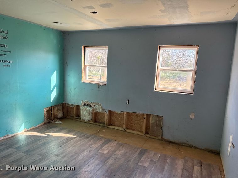 image for item DO7671 Storage shed