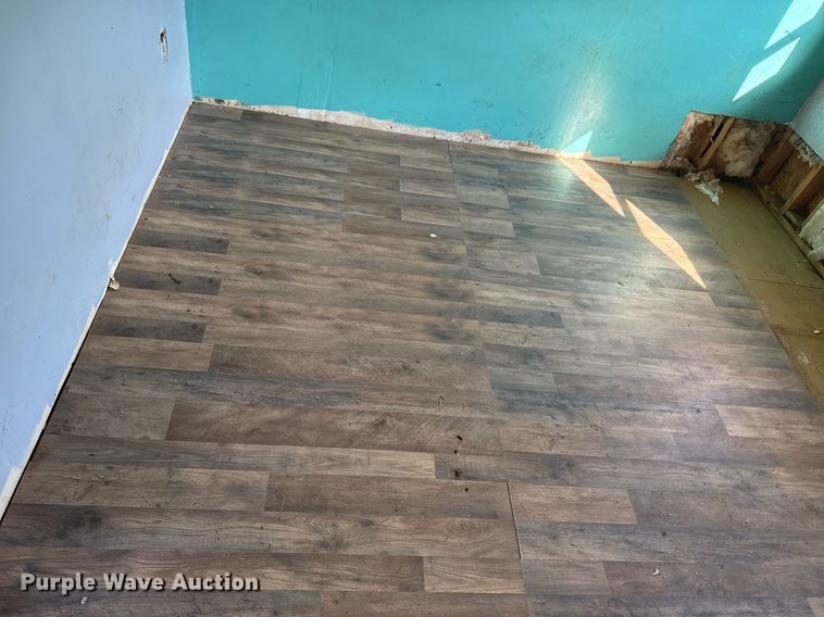 image for item DO7671 Storage shed