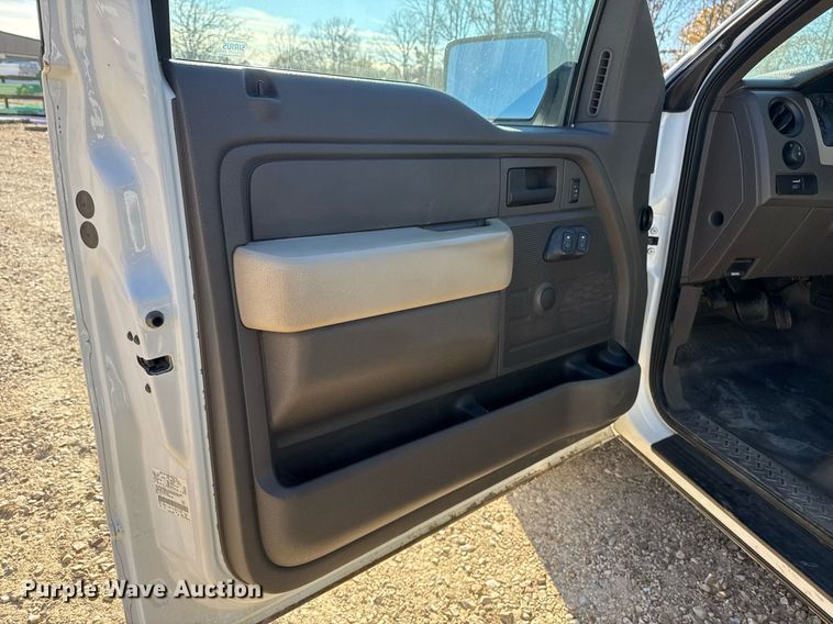 image for item DO7676 2010 Ford F150  SuperCab pickup truck