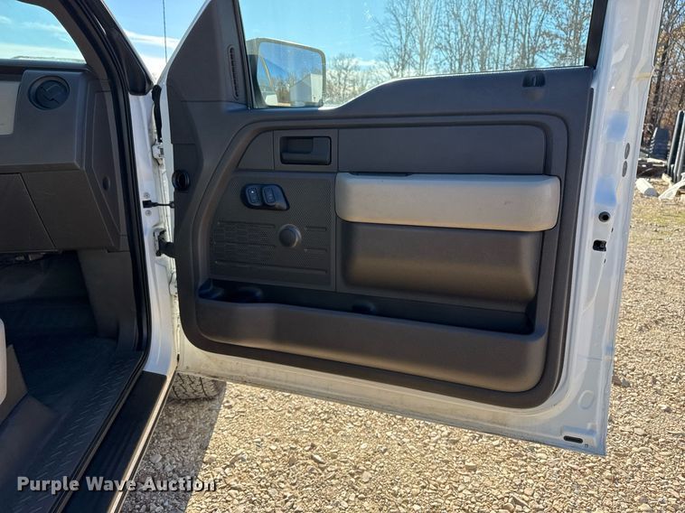 image for item DO7676 2010 Ford F150  SuperCab pickup truck