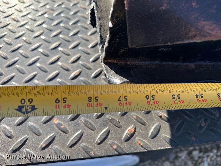 image for item DO7678 1994 Interstate Trailers Inc equipment trailer