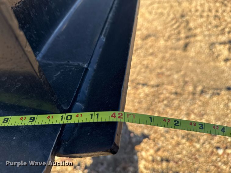 image for item DO7678 1994 Interstate Trailers Inc equipment trailer