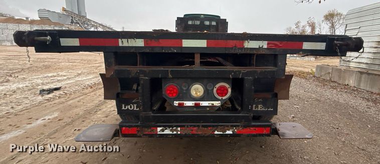 image for item DO7681 2002 Sterling LT9500 flatbed truck