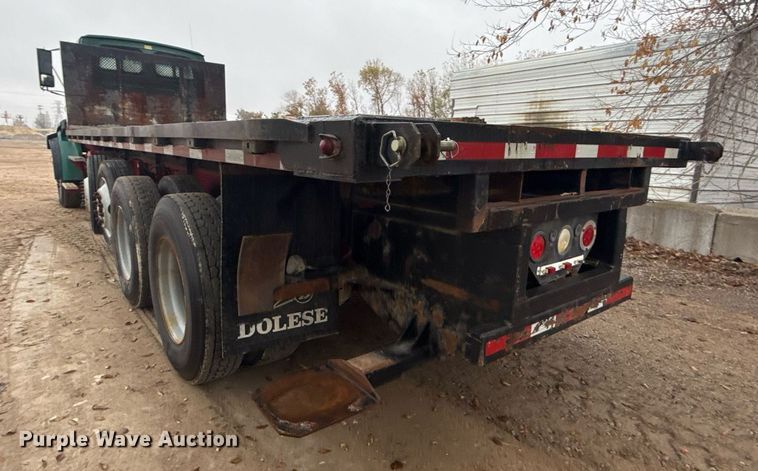 image for item DO7681 2002 Sterling LT9500 flatbed truck