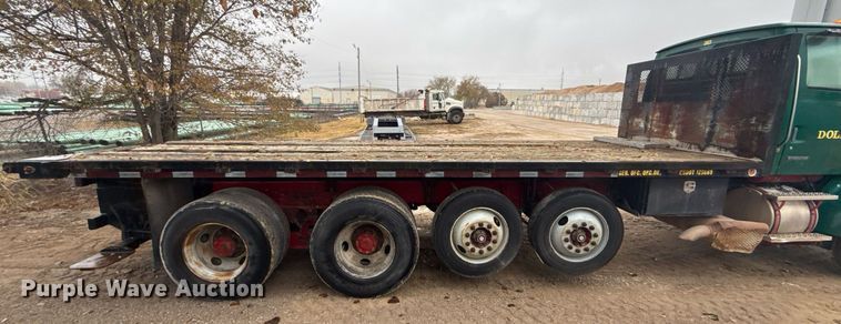 image for item DO7681 2002 Sterling LT9500 flatbed truck