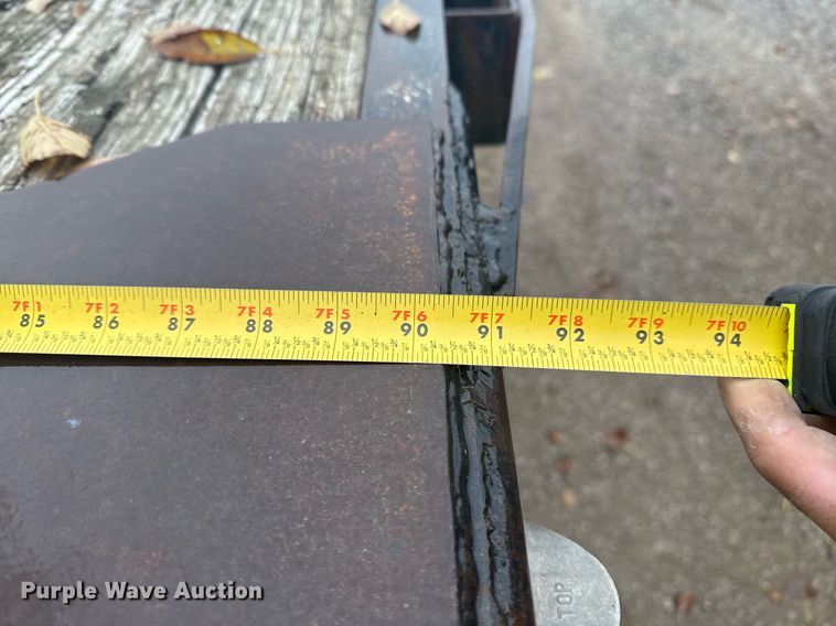 image for item DO7681 2002 Sterling LT9500 flatbed truck