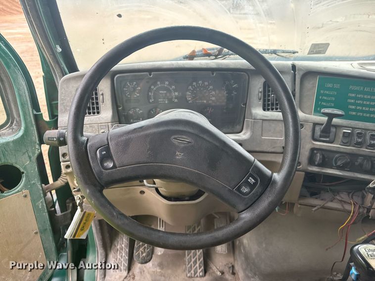 image for item DO7681 2002 Sterling LT9500 flatbed truck