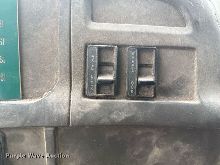 image for item DO7681 2002 Sterling LT9500 flatbed truck