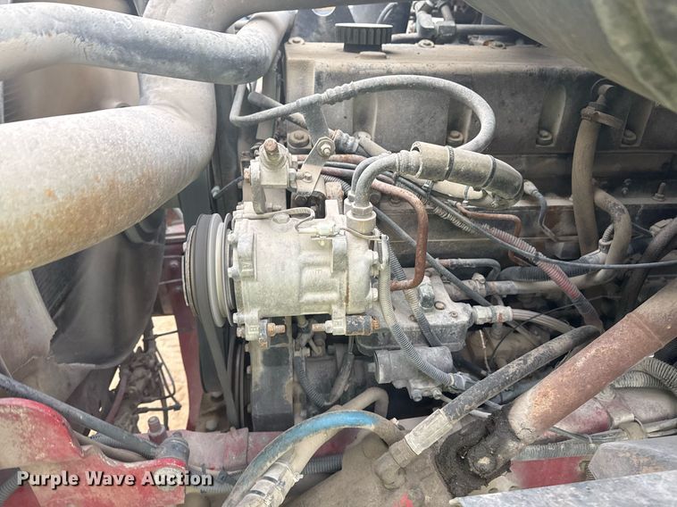 image for item DO7681 2002 Sterling LT9500 flatbed truck