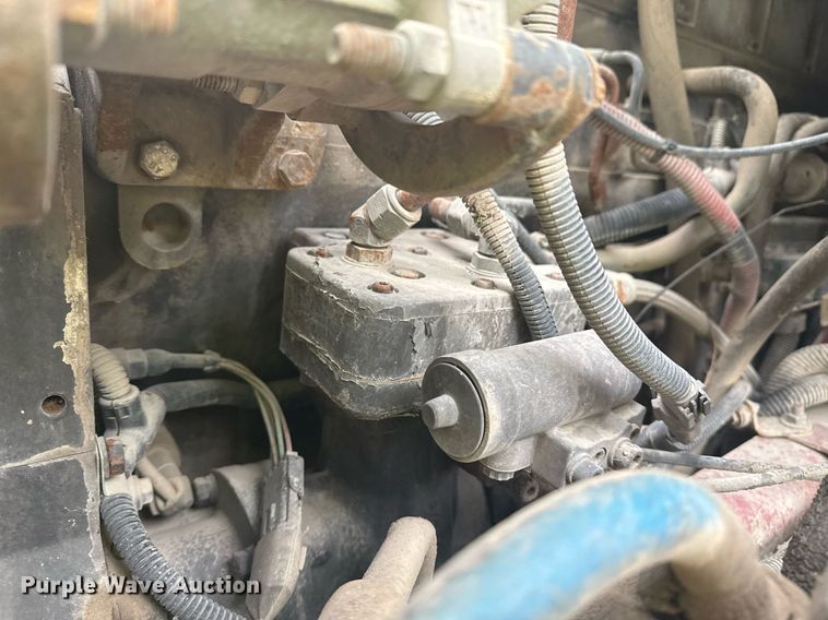 image for item DO7681 2002 Sterling LT9500 flatbed truck