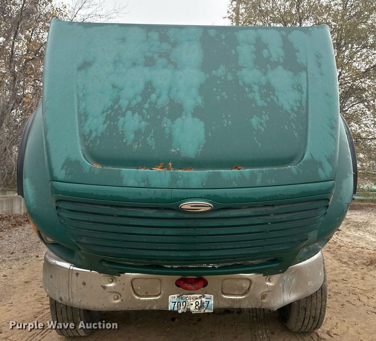image for item DO7681 2002 Sterling LT9500 flatbed truck