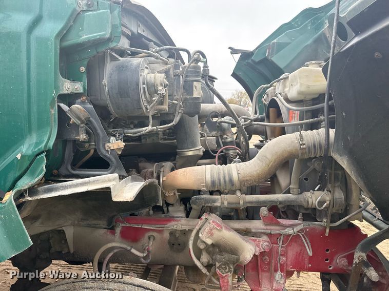 image for item DO7681 2002 Sterling LT9500 flatbed truck