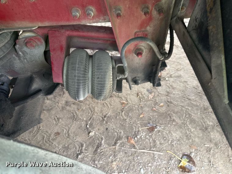 image for item DO7681 2002 Sterling LT9500 flatbed truck