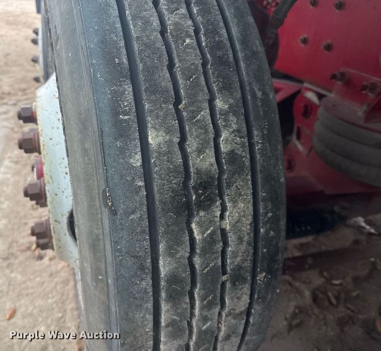 image for item DO7681 2002 Sterling LT9500 flatbed truck