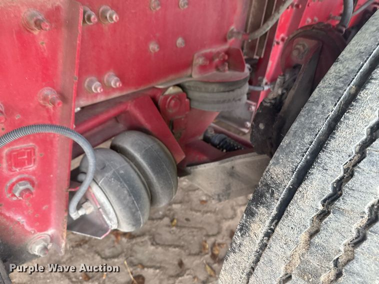 image for item DO7681 2002 Sterling LT9500 flatbed truck