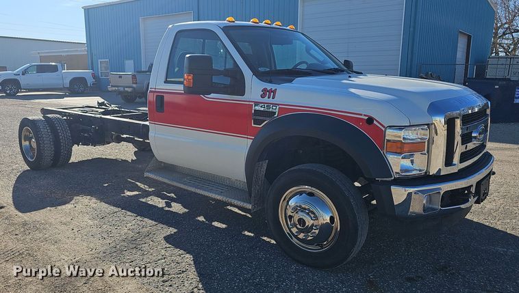 image for item DO7719 2009 Ford F450 Super Duty XLT truck cab and chassis