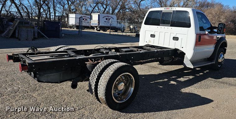 image for item DO7719 2009 Ford F450 Super Duty XLT truck cab and chassis