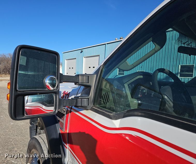 image for item DO7719 2009 Ford F450 Super Duty XLT truck cab and chassis