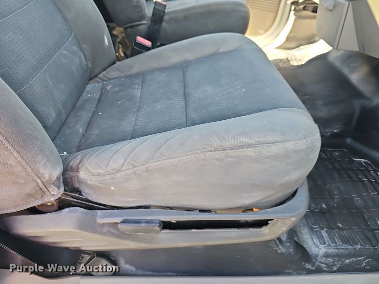 image for item DO7719 2009 Ford F450 Super Duty XLT truck cab and chassis