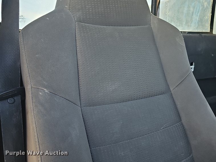 image for item DO7719 2009 Ford F450 Super Duty XLT truck cab and chassis