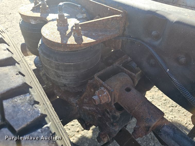 image for item DO7719 2009 Ford F450 Super Duty XLT truck cab and chassis