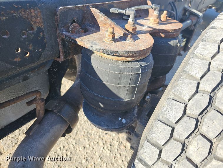 image for item DO7719 2009 Ford F450 Super Duty XLT truck cab and chassis