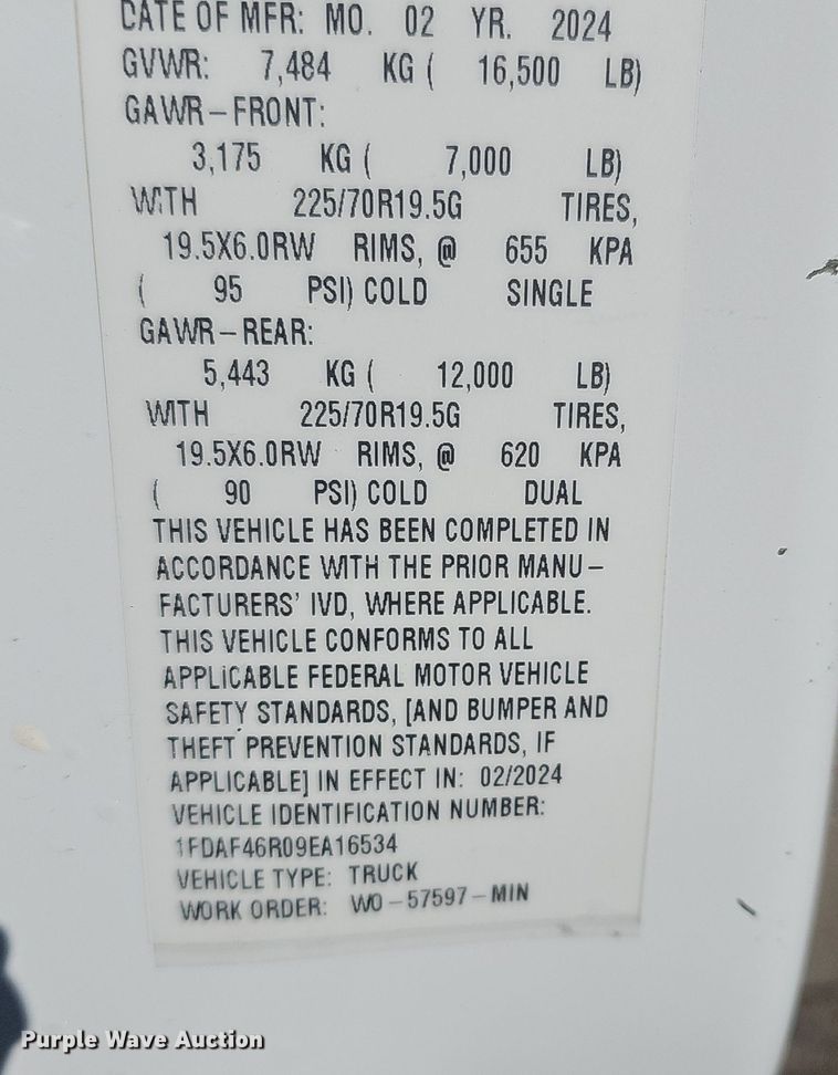 image for item DO7719 2009 Ford F450 Super Duty XLT truck cab and chassis