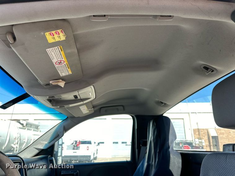 image for item DP5981 2016 Chevrolet Silverado 3500HD pickup truck cab and chassis