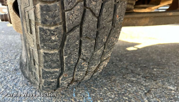 image for item DP5981 2016 Chevrolet Silverado 3500HD pickup truck cab and chassis