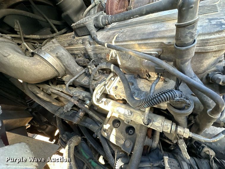 image for item DP5986 2005 Autocar refuse truck