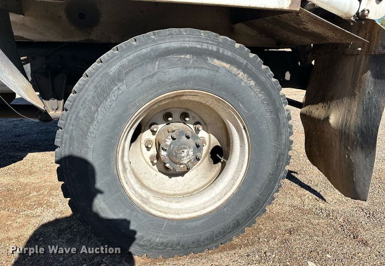 image for item DP5986 2005 Autocar refuse truck