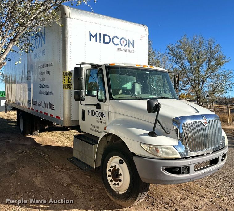 image for item DP5991 2016 International 4300  box truck