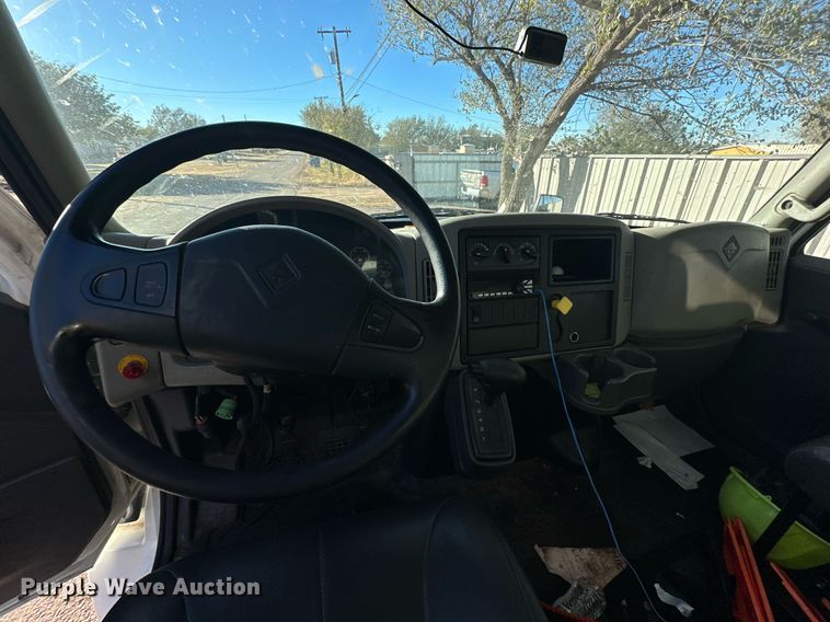 image for item DP5991 2016 International 4300  box truck