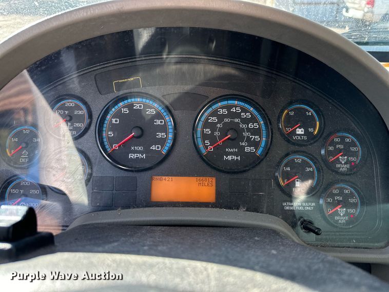 image for item DP5991 2016 International 4300  box truck