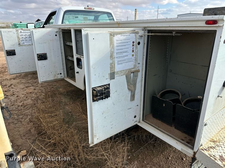 image for item DP6019 2012 Ford F450 Super Duty utility / service truck