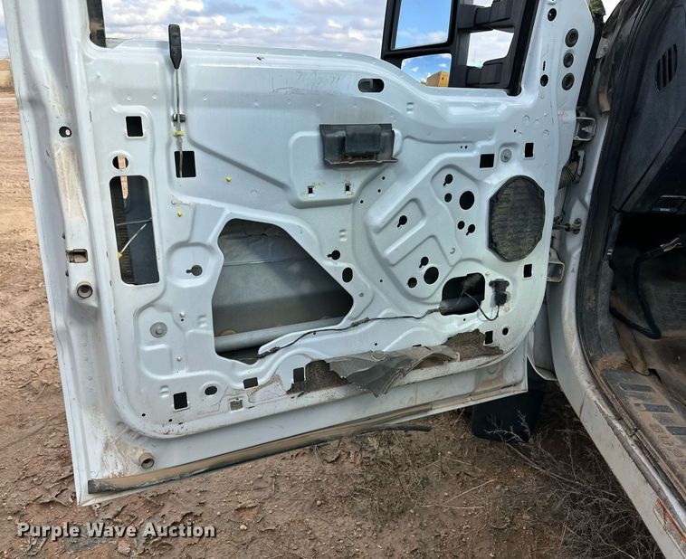 image for item DP6019 2012 Ford F450 Super Duty utility / service truck