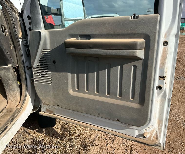 image for item DP6019 2012 Ford F450 Super Duty utility / service truck