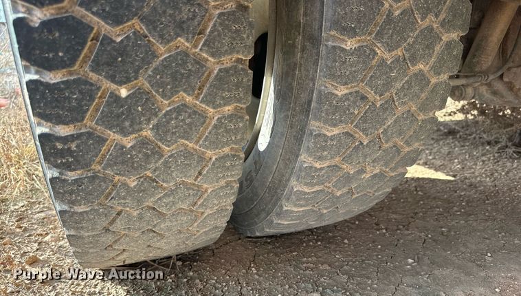 image for item DP6019 2012 Ford F450 Super Duty utility / service truck